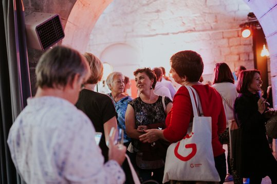 MICE : Meetings (réunions), Incentive, Conferences, Events.
Acronyme et raccourci très couramment utilisé pour désigner l'activité liée aux événements professionnels. None