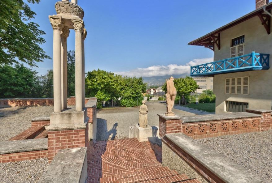 Villard Bonnot_Maison Bergès_ClubMICE_parvis_parc