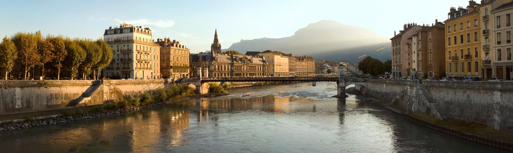 Les quais de Grenoble 