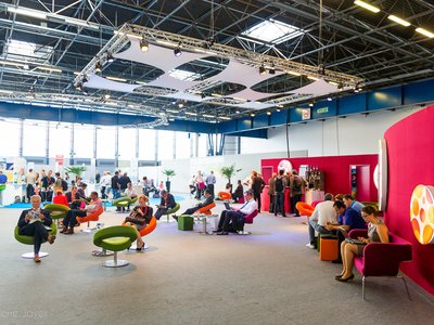 ALPEXPO © Pierre Jayet Espace lounge lors du salon SEMICON EUROPA