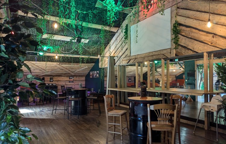 Pachamama Golf Indoor & Jungle Bar