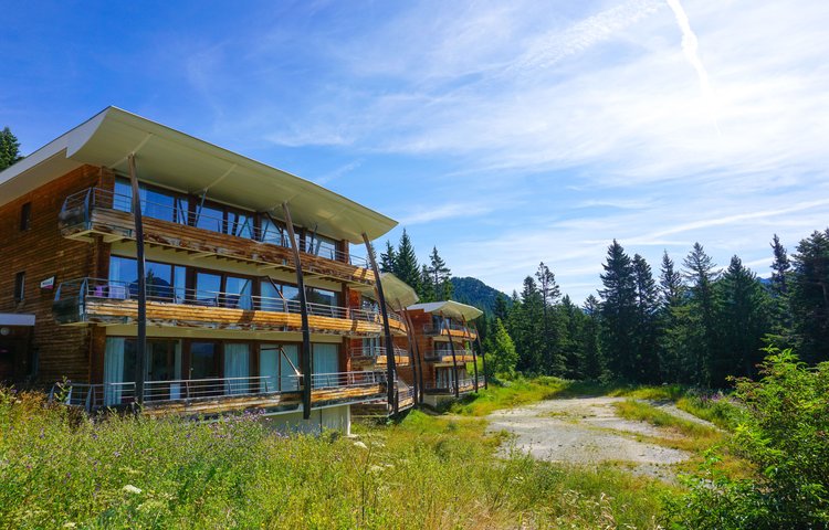 Résidence les Villages du Bachat - avec piscine et restaurant