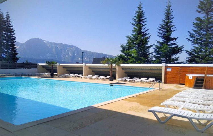 Résidence les Villages du Bachat - avec piscine et restaurant