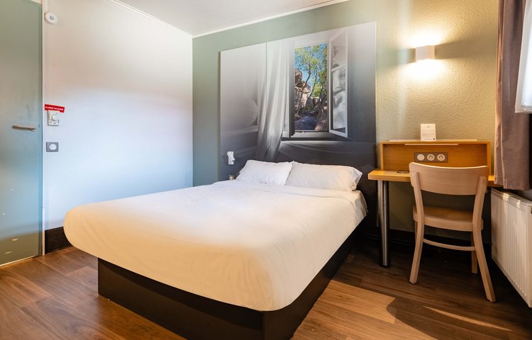 B&B Hôtel Grenoble Université