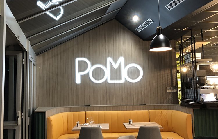 PoMo Hôtel & Restaurant