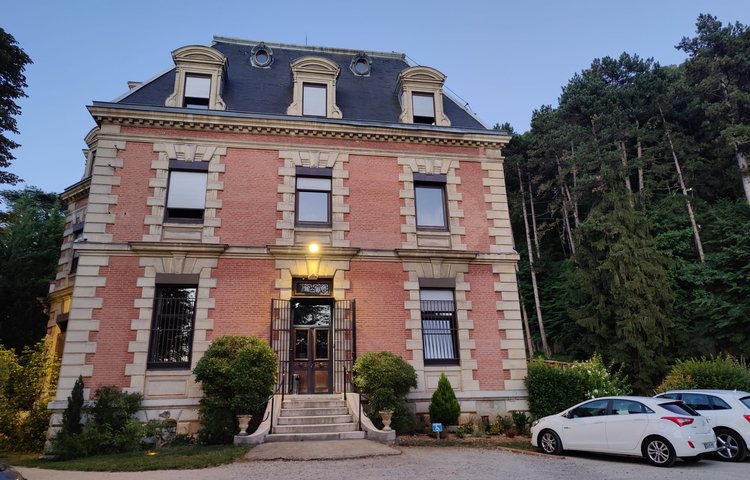 Le Château des Arènes - Restaurant